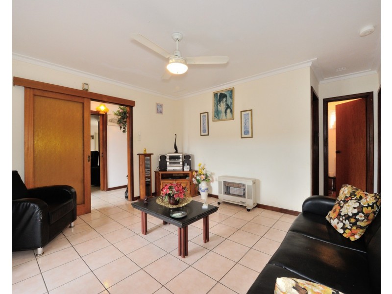 89 Sicklemore Road, Parmelia WA 6167