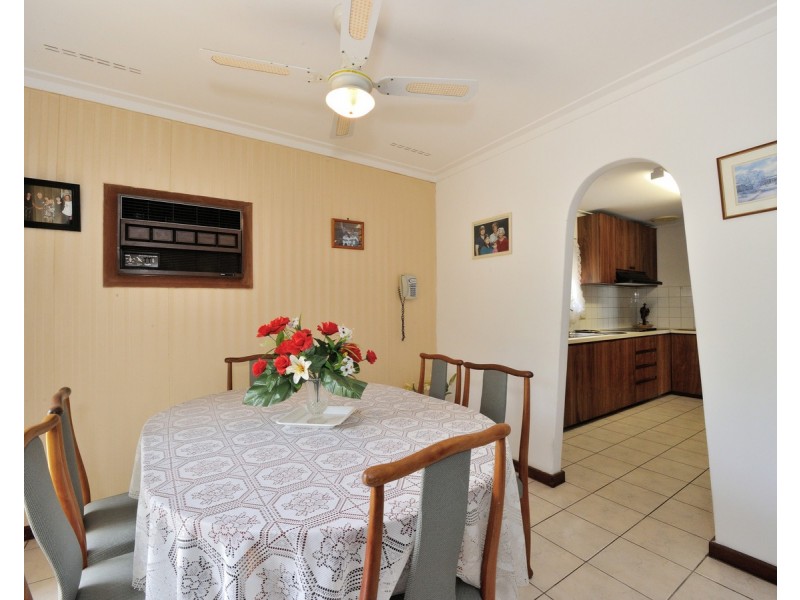 89 Sicklemore Road, Parmelia WA 6167