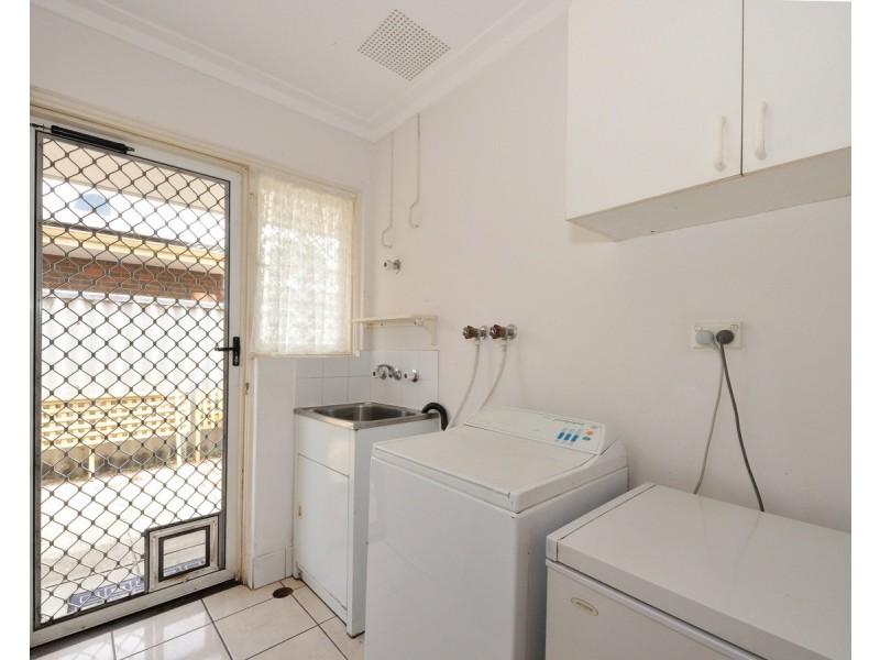 89 Sicklemore Road, Parmelia WA 6167