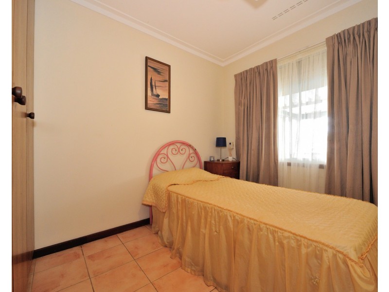 89 Sicklemore Road, Parmelia WA 6167