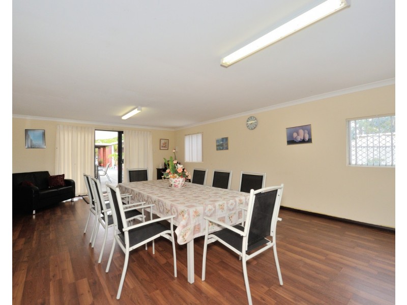 89 Sicklemore Road, Parmelia WA 6167