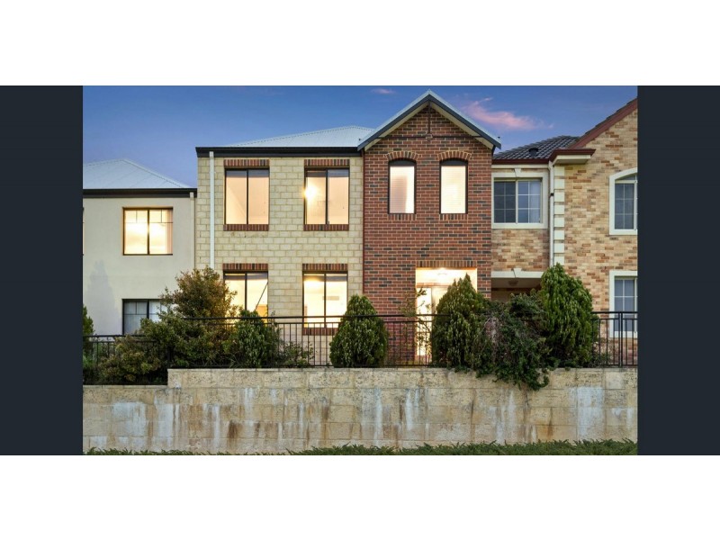 61 Lakeside Drive, Joondalup WA 6027