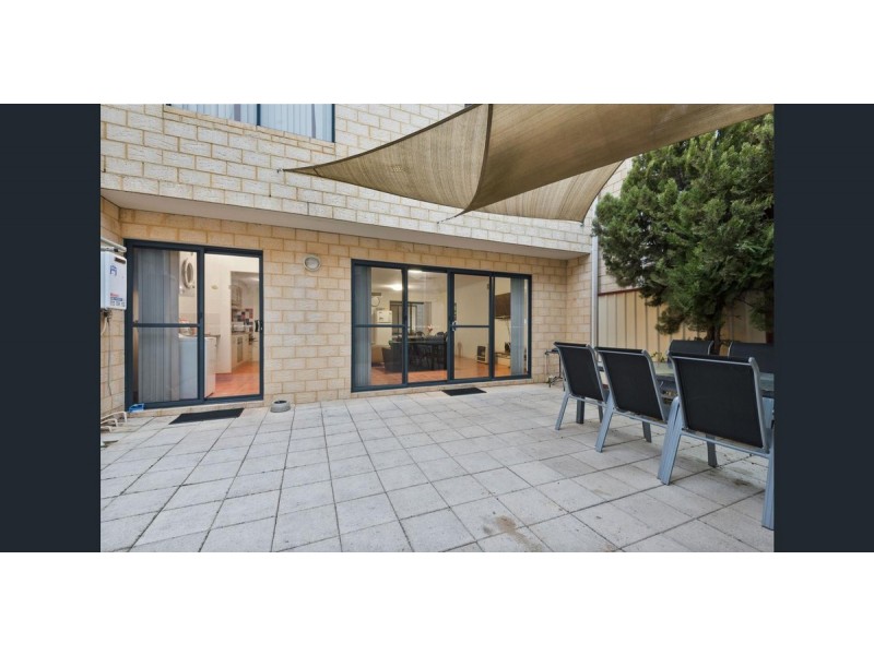 61 Lakeside Drive, Joondalup WA 6027