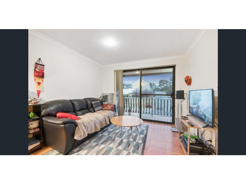 61 Lakeside Drive, Joondalup WA 6027