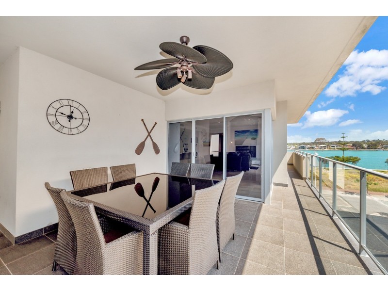 3/32 Vivaldi Drive, Mandurah WA 6210