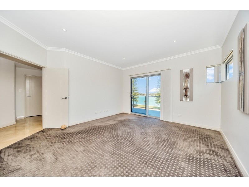 3/32 Vivaldi Drive, Mandurah WA 6210