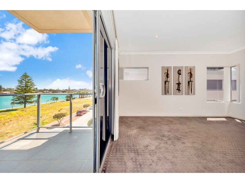 3/32 Vivaldi Drive, Mandurah WA 6210