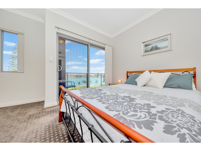 3/32 Vivaldi Drive, Mandurah WA 6210
