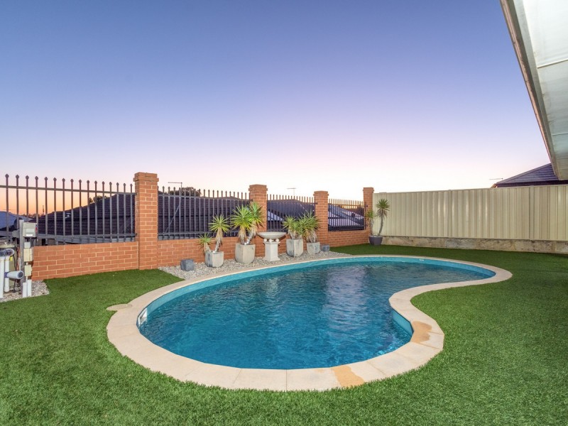 30 Nambi Parkway, Banksia Grove WA 6031