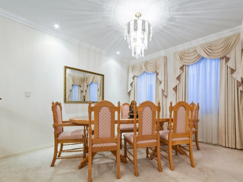 5 Bonfield Drive, Landsdale WA 6065