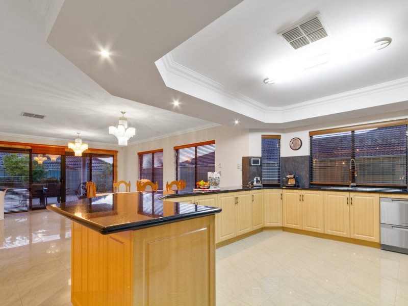 5 Bonfield Drive, Landsdale WA 6065