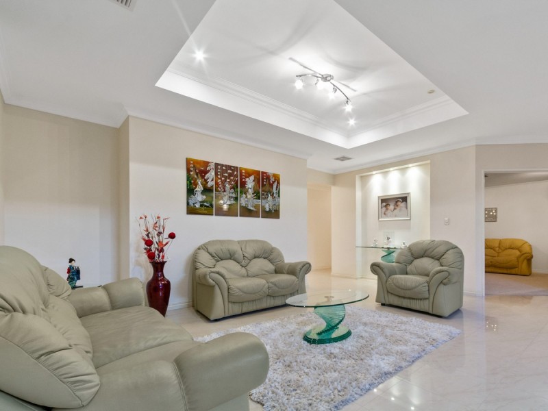 5 Bonfield Drive, Landsdale WA 6065