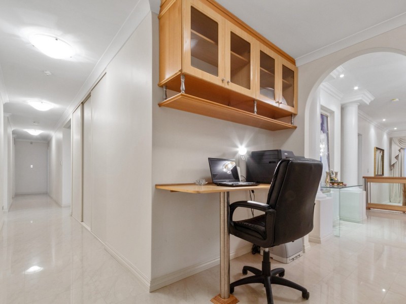 5 Bonfield Drive, Landsdale WA 6065