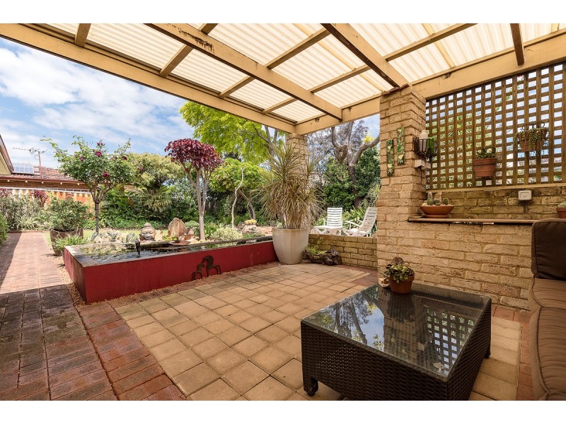 99 Burnett Avenue, Leeming WA 6149