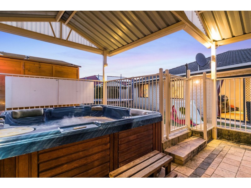 10 Yelka Way, Bertram WA 6167