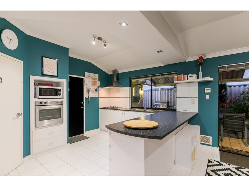 10 Yelka Way, Bertram WA 6167