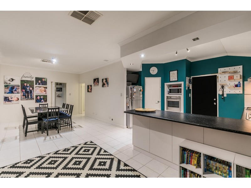 10 Yelka Way, Bertram WA 6167