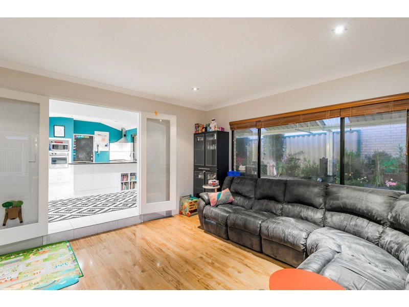 10 Yelka Way, Bertram WA 6167