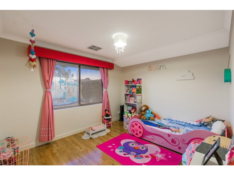 10 Yelka Way, Bertram WA 6167