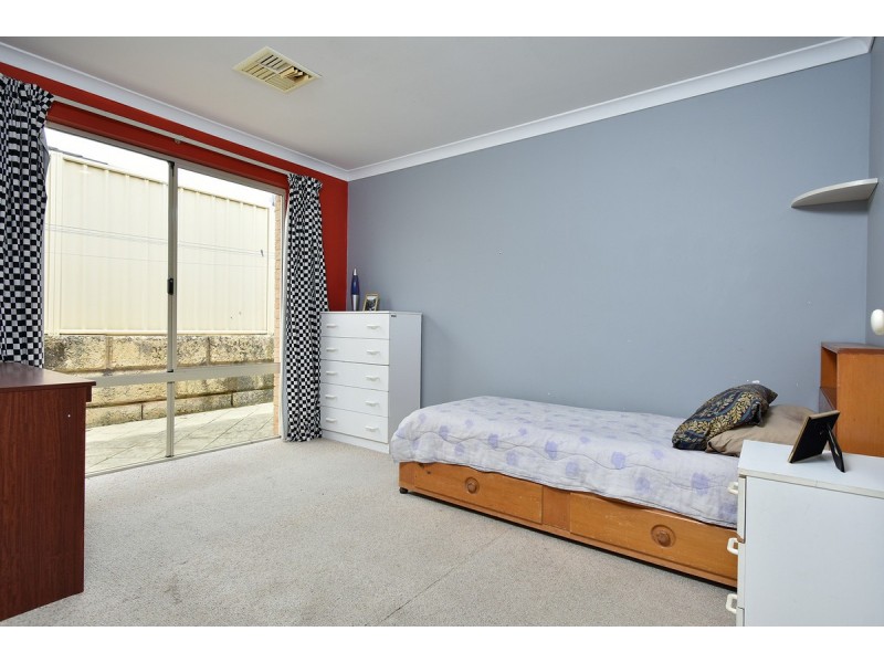 9 Urquhart Way, Hocking WA 6065