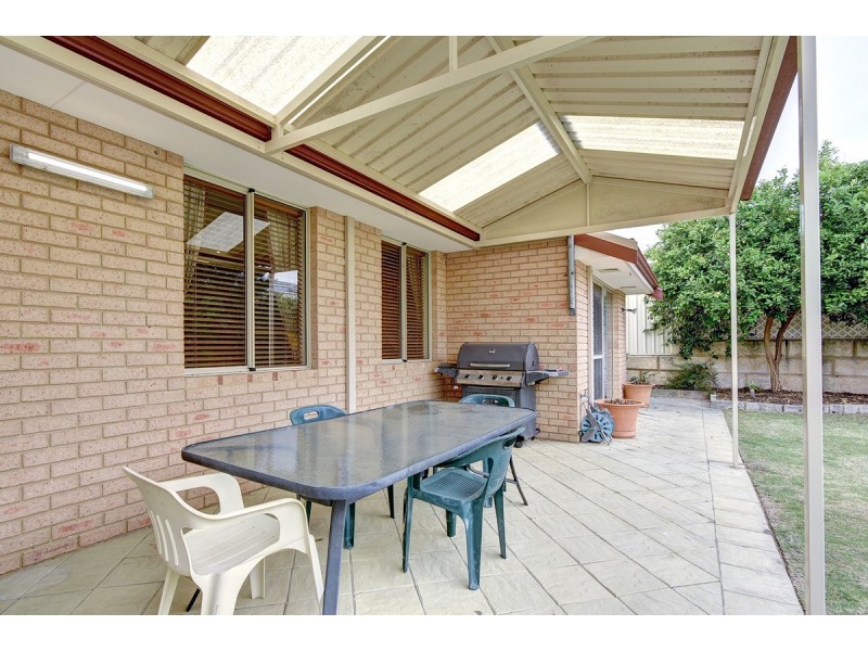 9 Urquhart Way, Hocking WA 6065