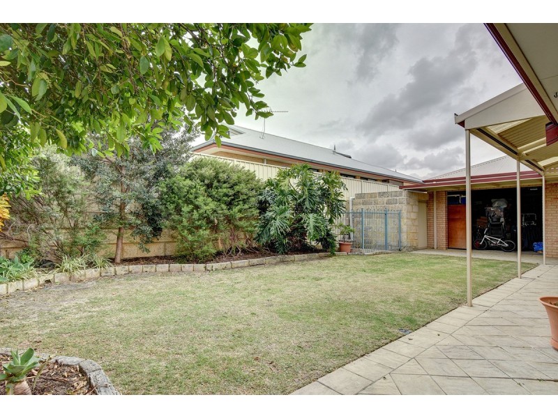 9 Urquhart Way, Hocking WA 6065