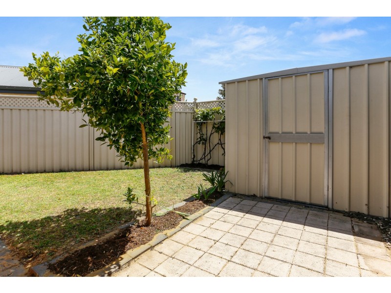 11 Heliconia Turn, Stirling WA 6021