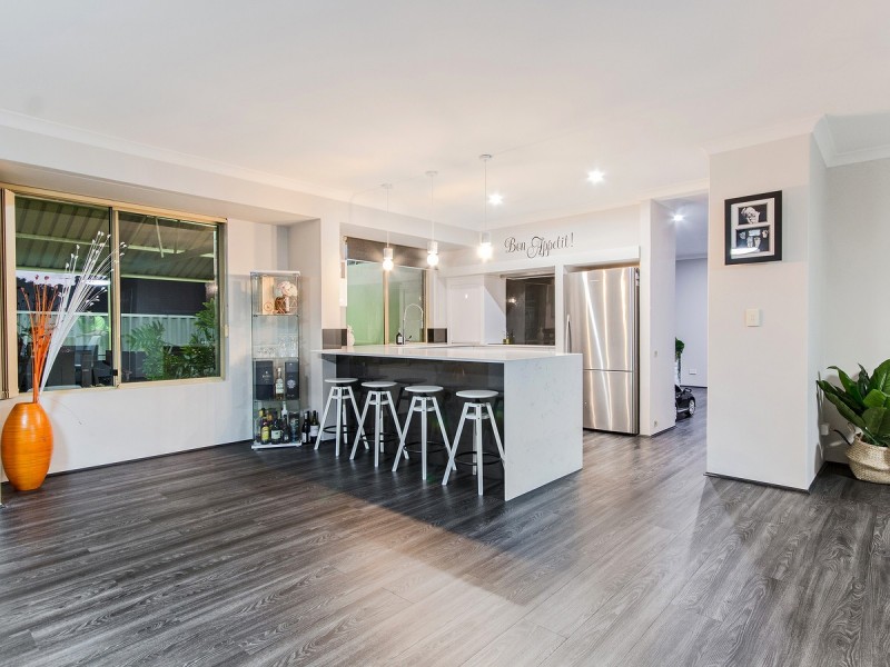 15 Dior Place, Greenfields WA 6210