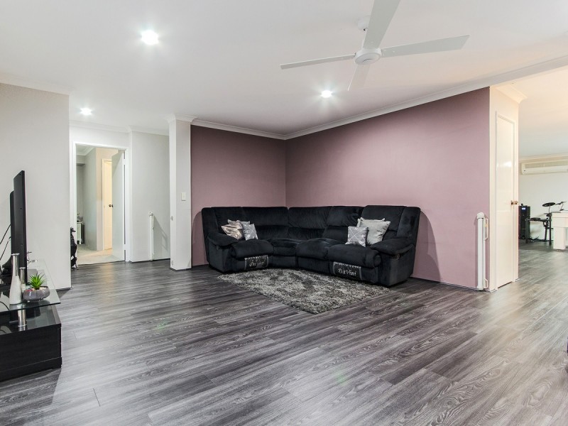 15 Dior Place, Greenfields WA 6210