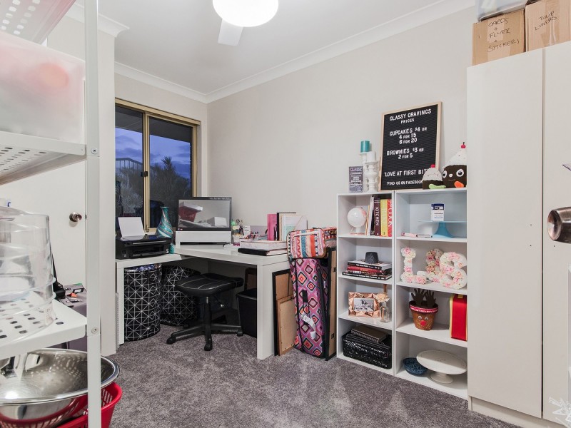 15 Dior Place, Greenfields WA 6210
