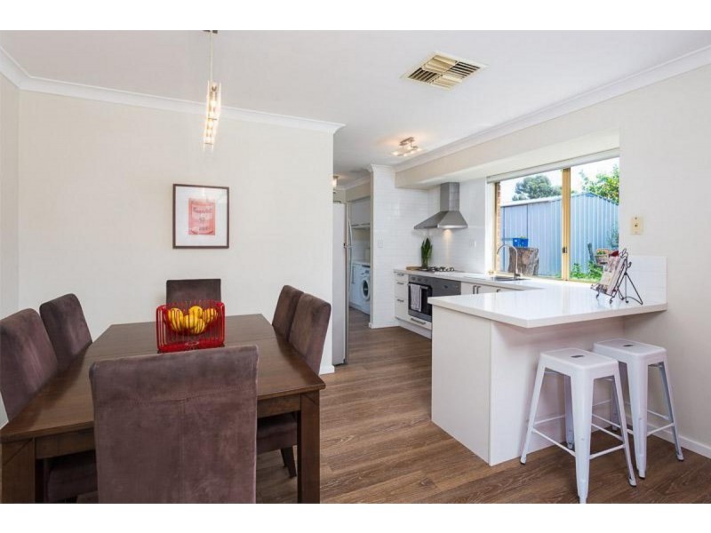 9 Grassbird Loop, Yangebup WA 6164