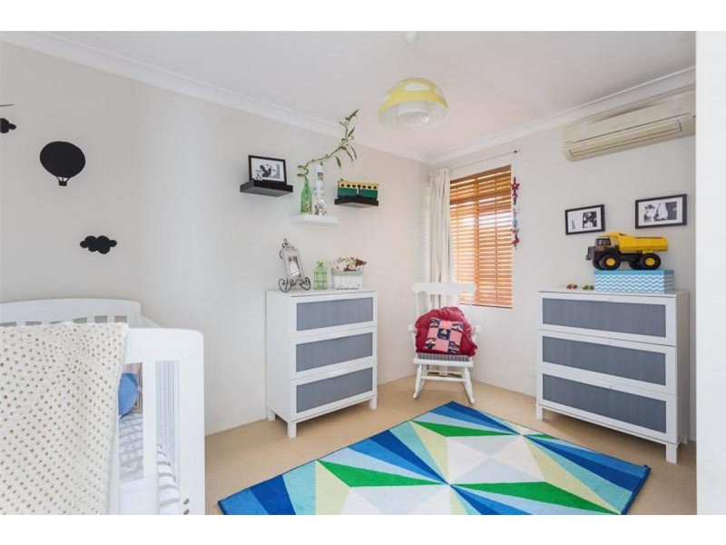 9 Grassbird Loop, Yangebup WA 6164