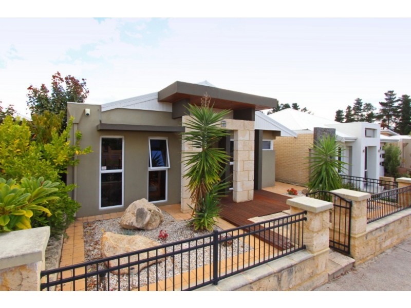 25 Bundaleer Avenue, Ellenbrook WA 6069