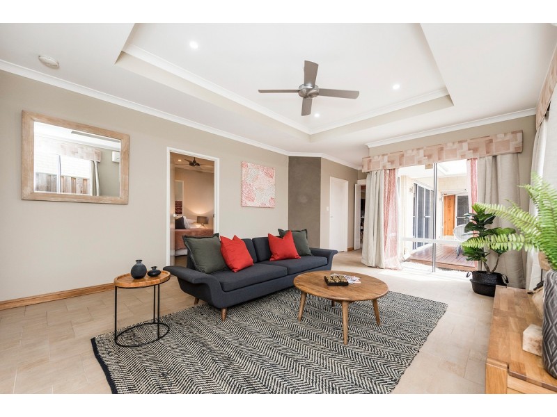 25 Bundaleer Avenue, Ellenbrook WA 6069