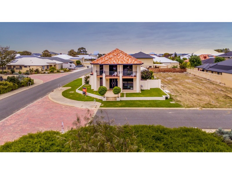 1 Mainsail Parkway, Wannanup WA 6210