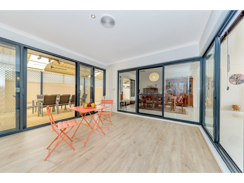 1 Mainsail Parkway, Wannanup WA 6210