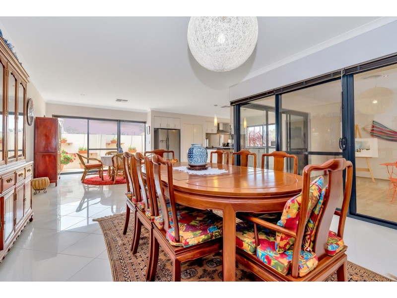 1 Mainsail Parkway, Wannanup WA 6210