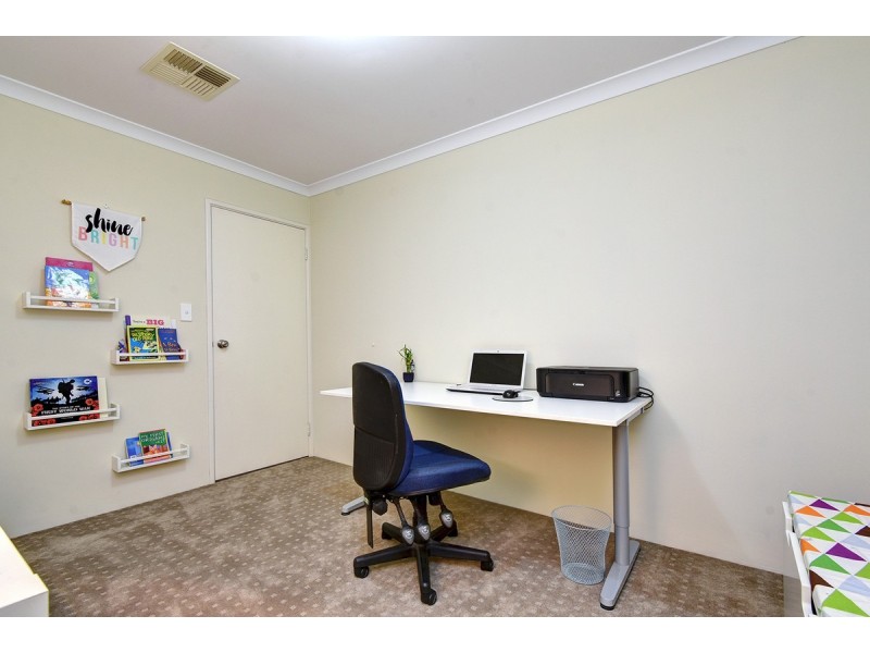 73 Joseph Banks Boulevard, Banksia Grove WA 6031