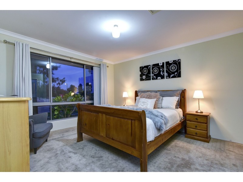 73 Joseph Banks Boulevard, Banksia Grove WA 6031