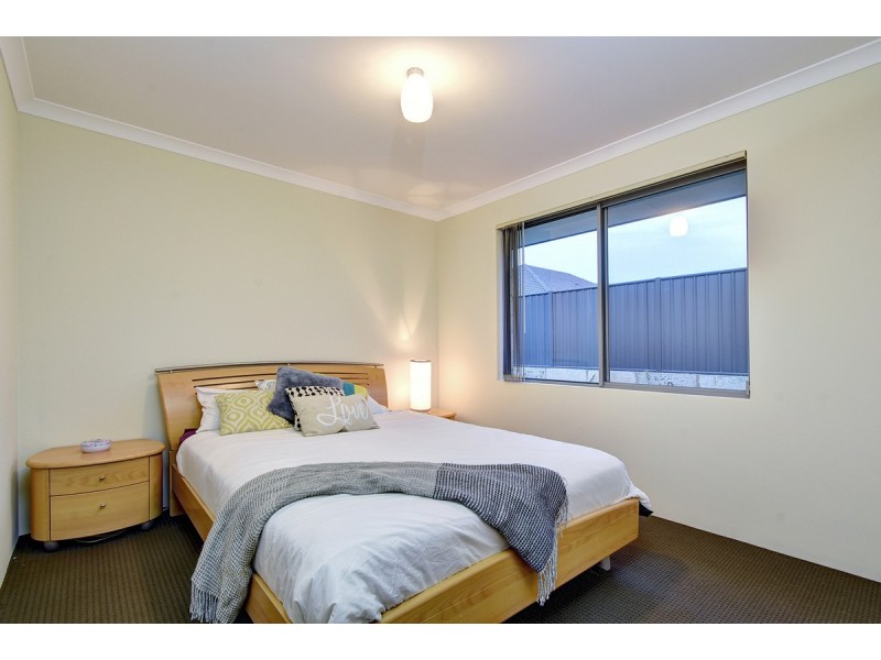 73 Joseph Banks Boulevard, Banksia Grove WA 6031