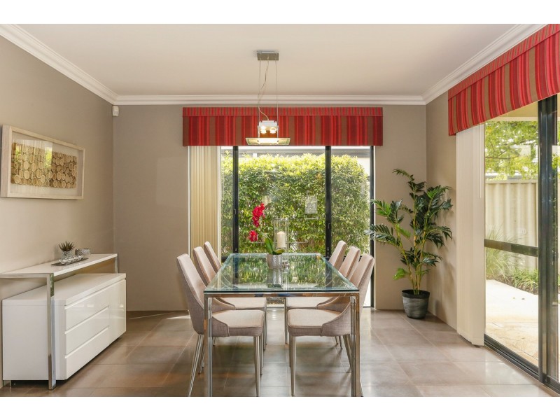 7 San Remo Boulevard, Stirling WA 6021