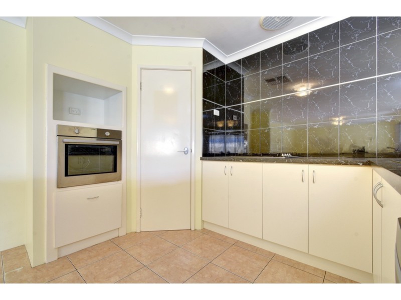 53 Kentucky Boulevard, Hocking WA 6065