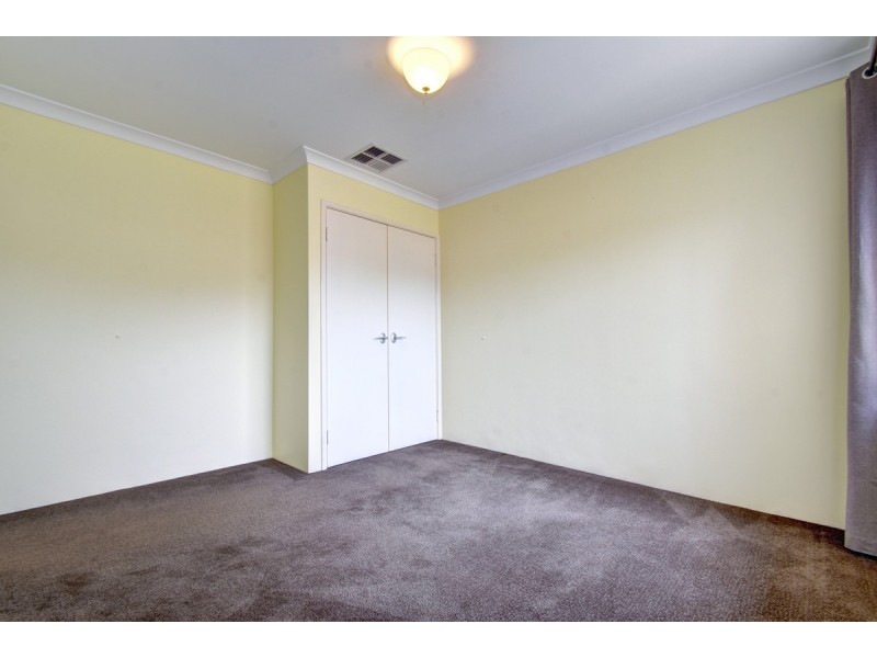 53 Kentucky Boulevard, Hocking WA 6065