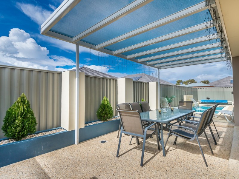 6 Helmsley Parkway, Alkimos WA 6038