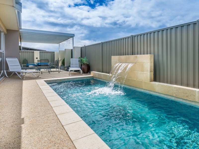 6 Helmsley Parkway, Alkimos WA 6038