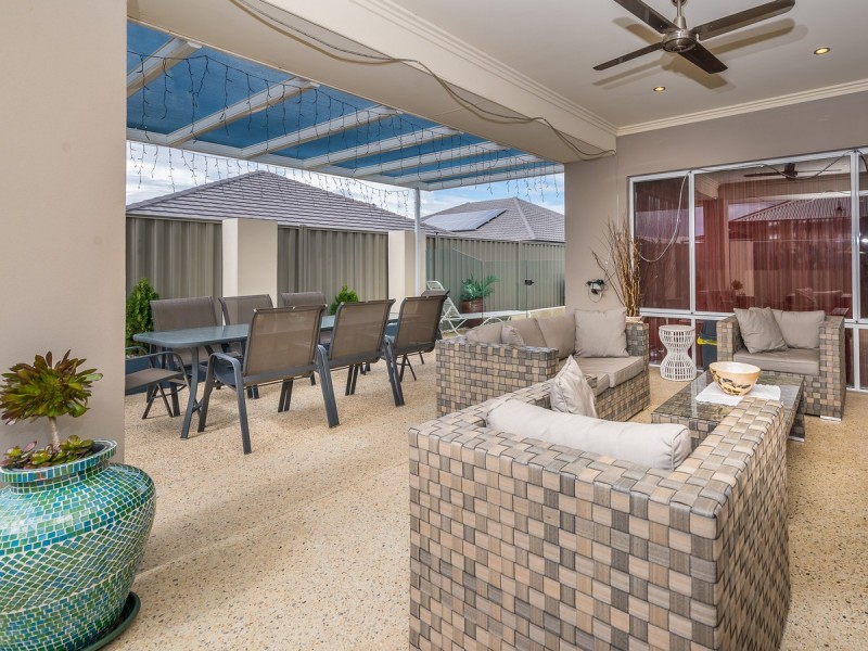 6 Helmsley Parkway, Alkimos WA 6038