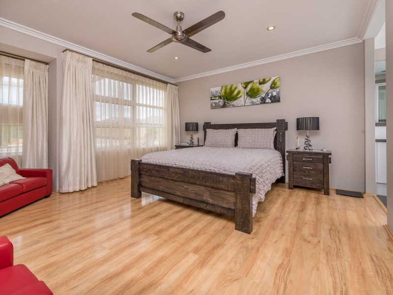 6 Helmsley Parkway, Alkimos WA 6038