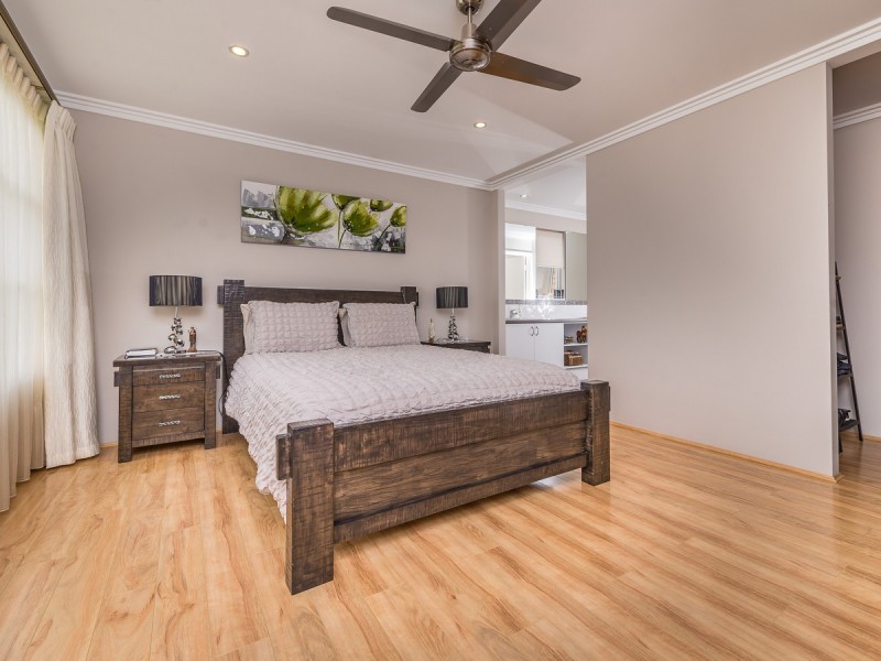 6 Helmsley Parkway, Alkimos WA 6038