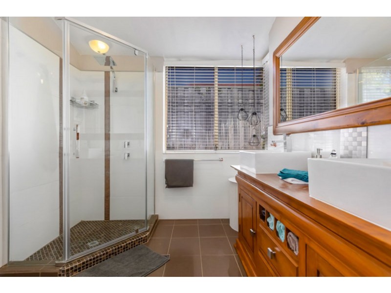 27 St Sebastien Chase, Iluka WA 6028