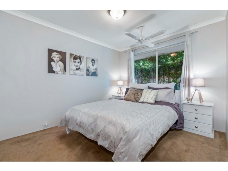 27 St Sebastien Chase, Iluka WA 6028